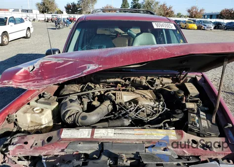 1996 Ford Explorer из США, поврежденный, VIN 1FMDU32PXTUD48303